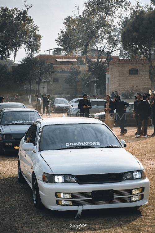Toyota Corolla - 1999  Image-1