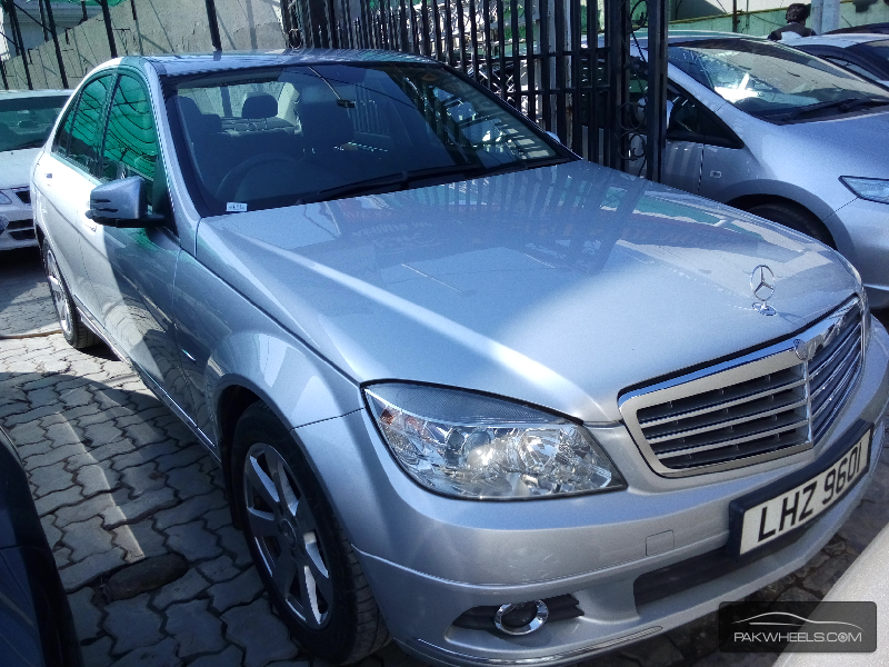 Mercedes Benz C Class 2009 for Sale in Lahore Image-1