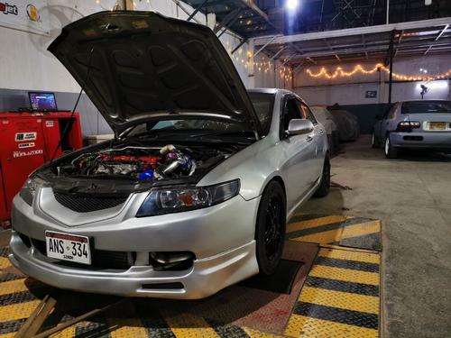 Honda Accord - 2004
