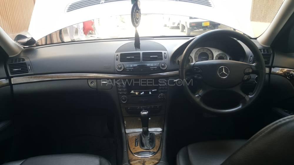 Mercedes Benz E Class 2009 for Sale in Islamabad Mercedes Benz E Class 2009 for Sale in Islamabad Image-8