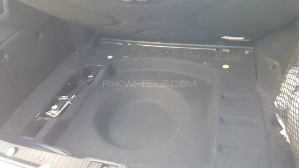 Mercedes Benz E Class 2009 for Sale in Islamabad Mercedes Benz E Class 2009 for Sale in Islamabad Image-9