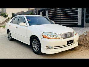 Toyota Mark II Grande 2.0 2004 for Sale in Lahore