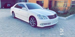 Toyota Crown Royal Saloon G 2004 for Sale in Peshawar