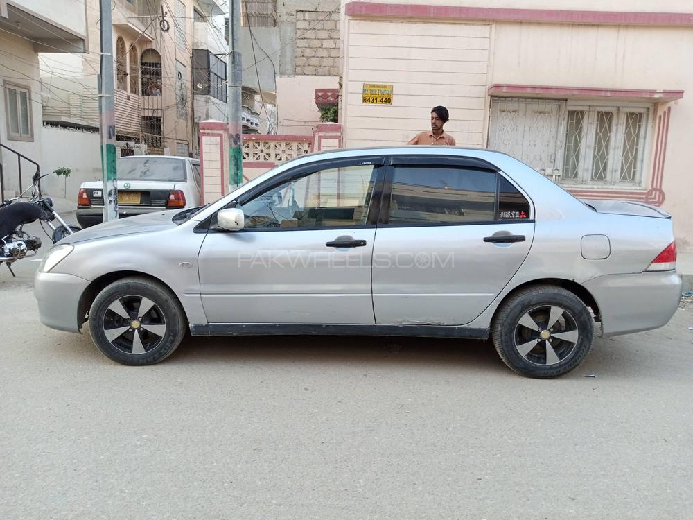 Mitsubishi Lancer 2005 for Sale in Karachi Mitsubishi Lancer 2005 for Sale in Karachi Image-3