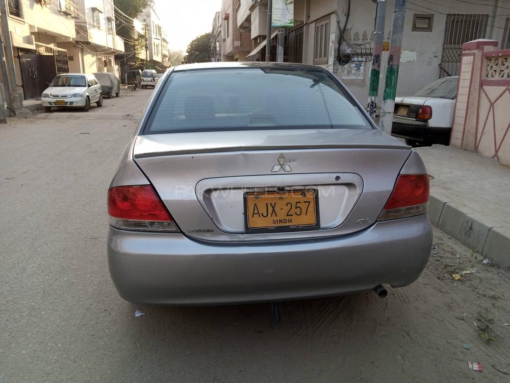 Mitsubishi Lancer 2005 for Sale in Karachi Mitsubishi Lancer 2005 for Sale in Karachi Image-5