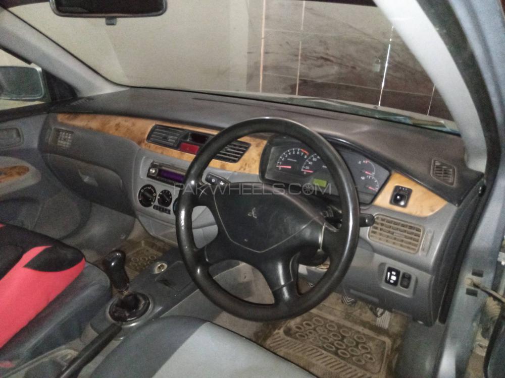 Mitsubishi Lancer 2005 for Sale in Karachi Mitsubishi Lancer 2005 for Sale in Karachi Image-11
