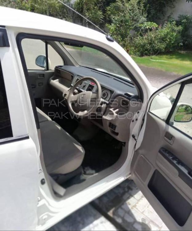 Honda Life 2016 for Sale in Lahore Honda Life 2016 for Sale in Lahore Image-12