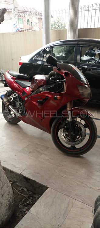 کاواساکی BALIUS ZR250 1998 for Sale کاواساکی BALIUS ZR250 1998 for Sale Image-4