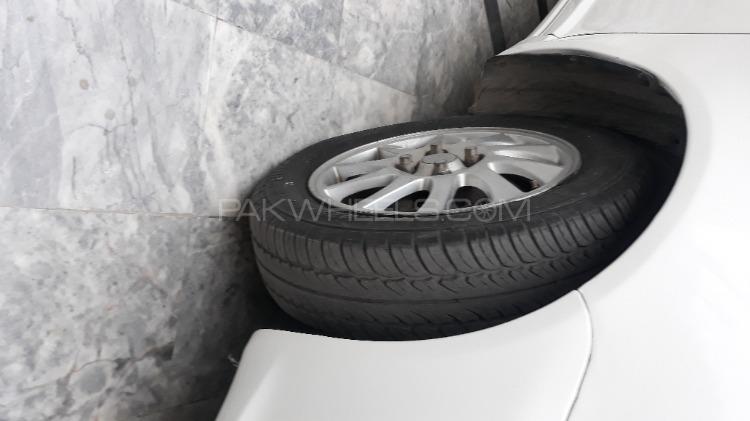 Toyota Platz 2005 for Sale in Lahore Toyota Platz 2005 for Sale in Lahore Image-4