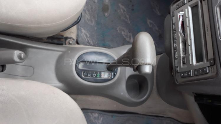 Toyota Platz 2005 for Sale in Lahore Toyota Platz 2005 for Sale in Lahore Image-5