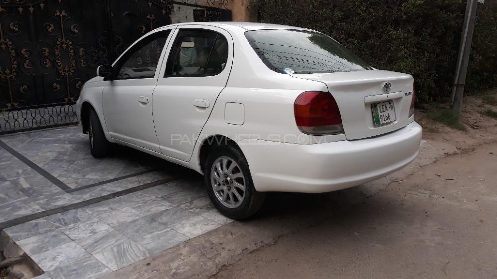 Toyota Platz 2005 for Sale in Lahore Toyota Platz 2005 for Sale in Lahore Image-11