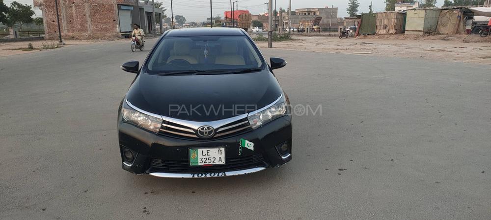 Toyota Corolla 2015 for Sale in Okara Image-1
