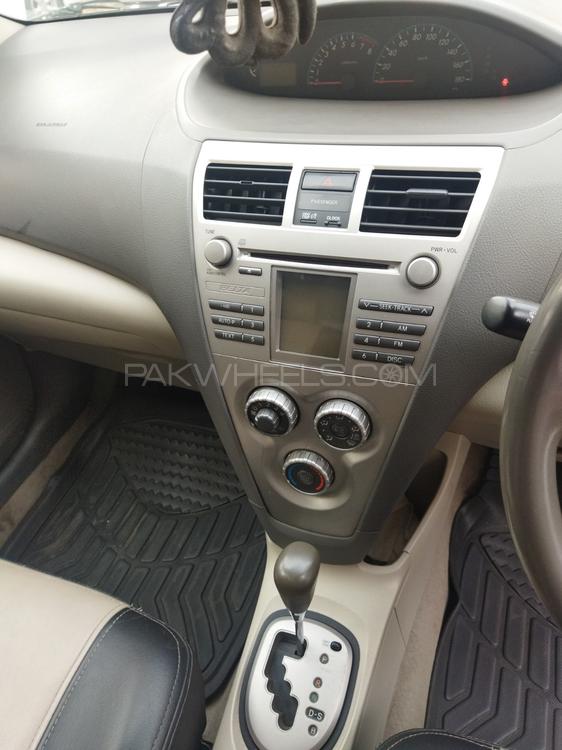 Toyota Belta 2011 for Sale in Gujranwala Toyota Belta 2011 for Sale in Gujranwala Image-12