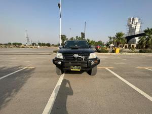 Toyota Hilux D-4D Automatic 2006 for Sale in Islamabad