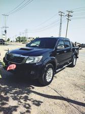Toyota Hilux Invincible 2013 for Sale in Wah cantt