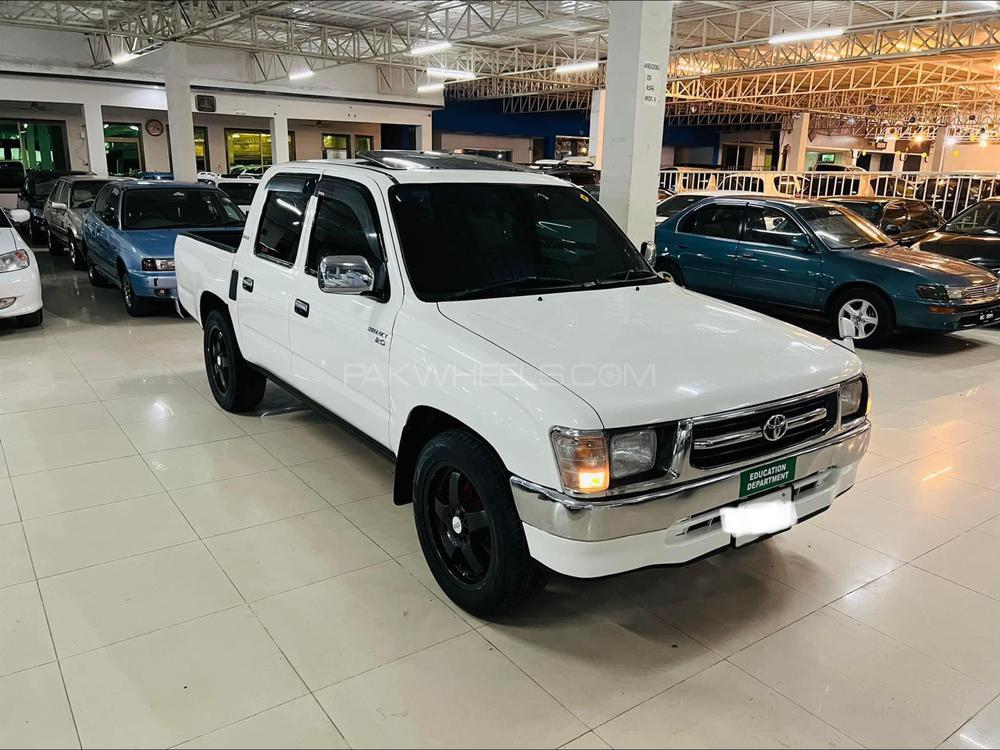 Toyota Hilux 1999 for Sale in Peshawar Image-1