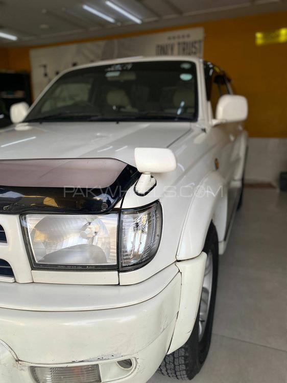 Toyota Surf 2000 for Sale in Lahore Image-1