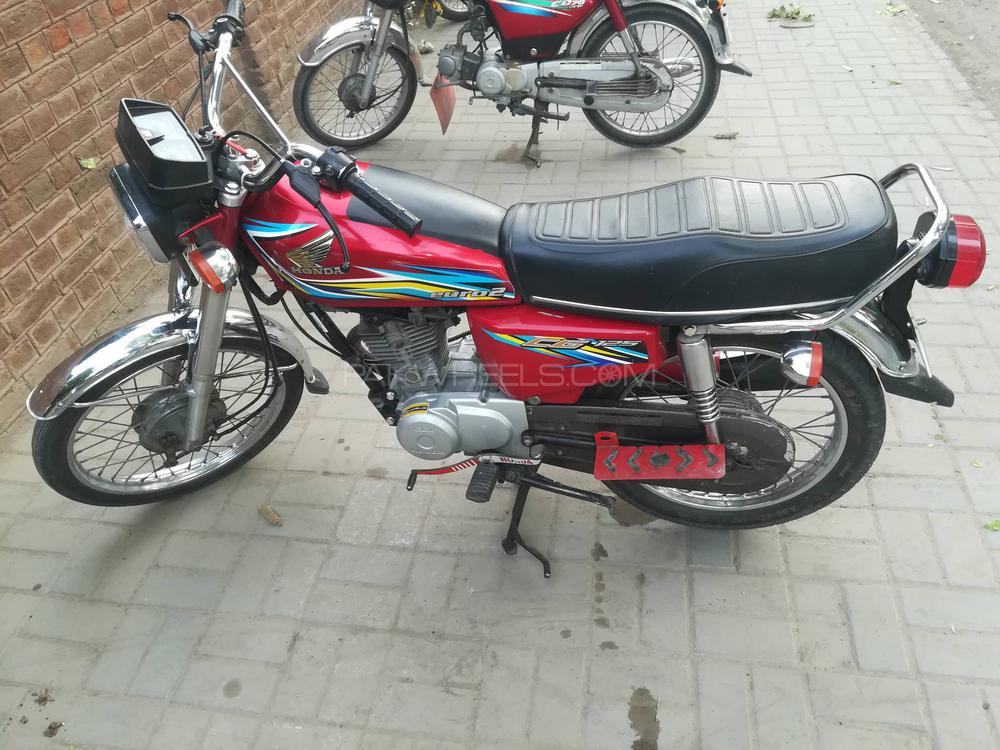 Honda CG 125 2018 for Sale in Faisalabad Image-1