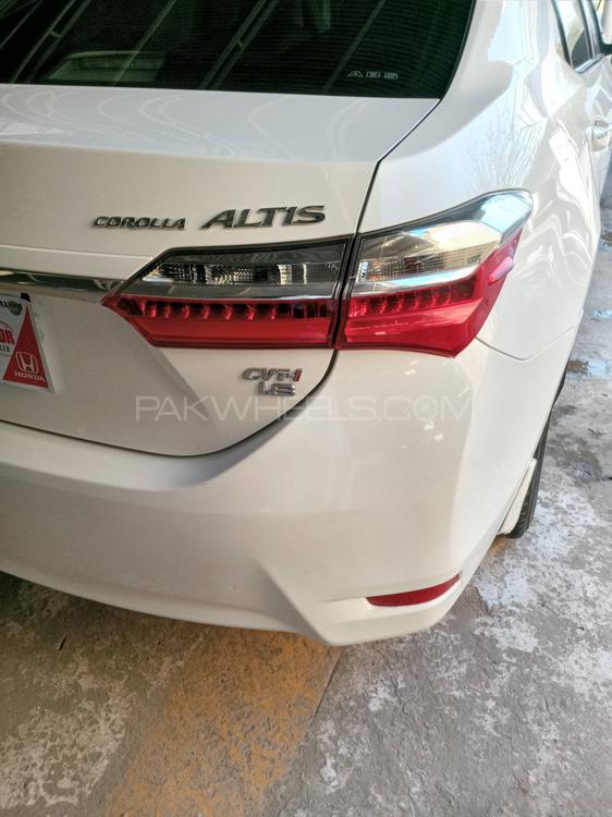 Toyota Corolla 2020 for Sale in Kohat Image-1