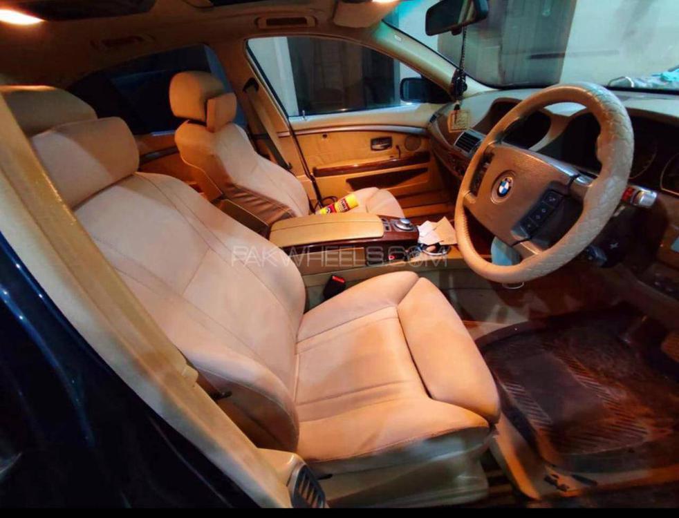 BMW 7 Series 2003 for Sale in Bahawalpur BMW 7 Series 2003 for Sale in Bahawalpur Image-12