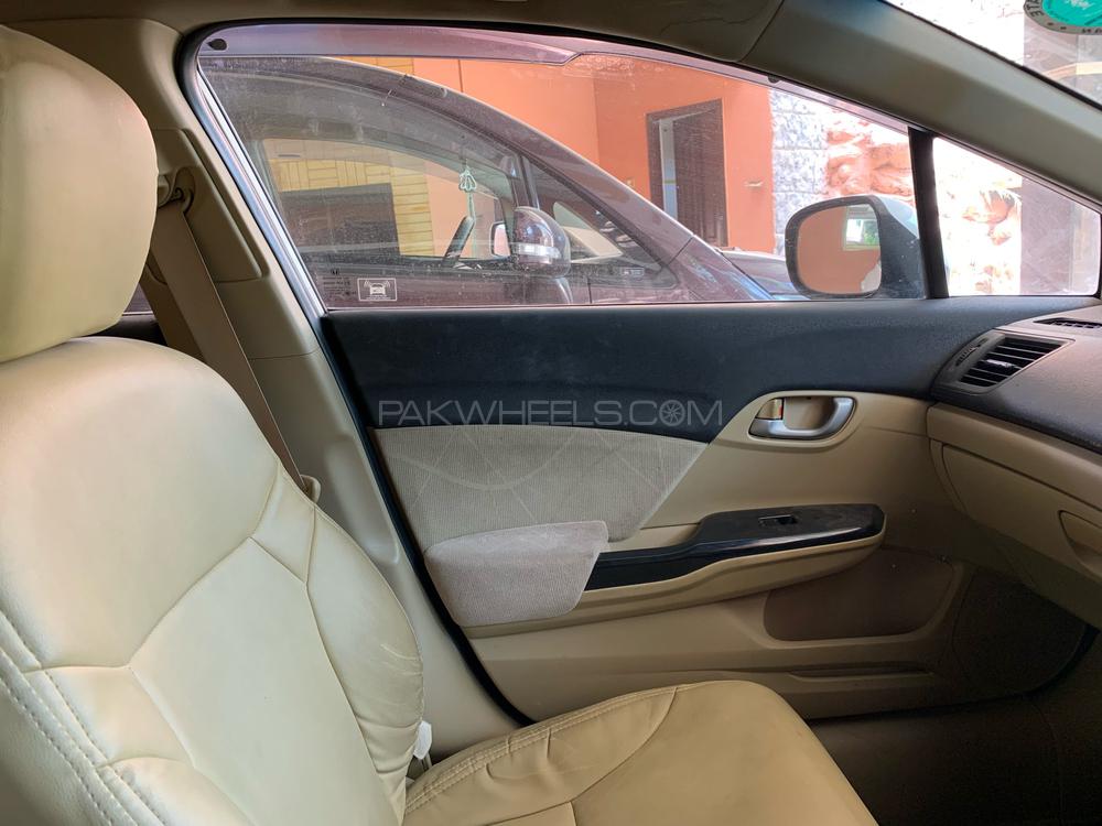 Honda Civic 2014 for Sale in Multan Honda Civic 2014 for Sale in Multan Image-8