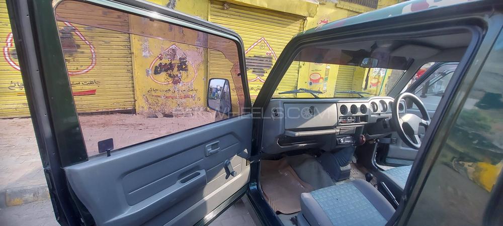 Suzuki Jimny Sierra 1993 for Sale in Lahore Suzuki Jimny Sierra 1993 for Sale in Lahore Image-4