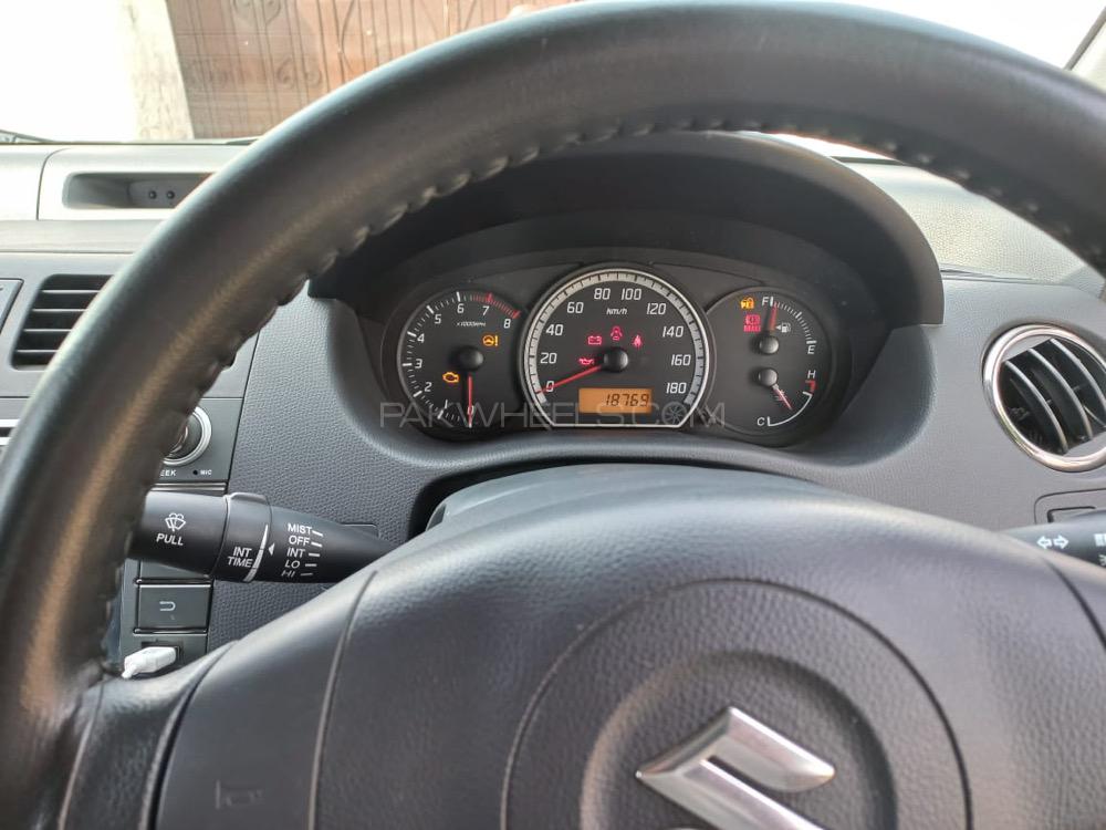 Suzuki Swift 2018 for Sale in Rawalpindi Suzuki Swift 2018 for Sale in Rawalpindi Image-7