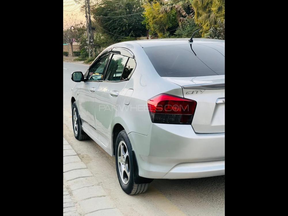 Honda City 2014 for Sale in Bahawalpur Honda City 2014 for Sale in Bahawalpur Image-10