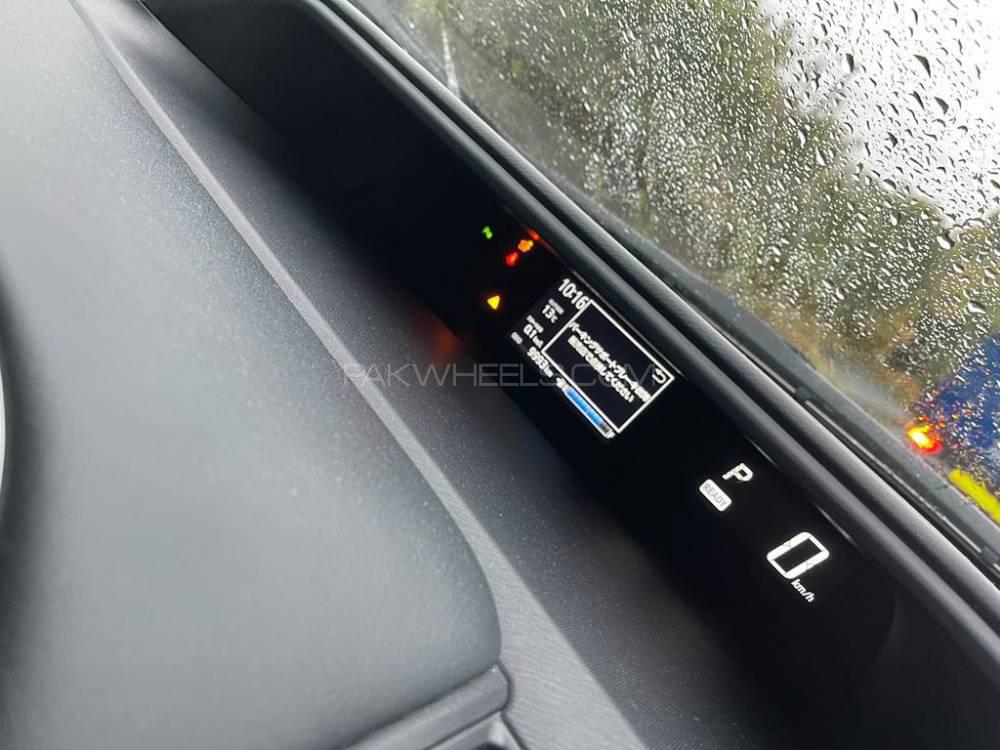 Toyota Aqua 2018 for Sale in Lahore Toyota Aqua 2018 for Sale in Lahore Image-9