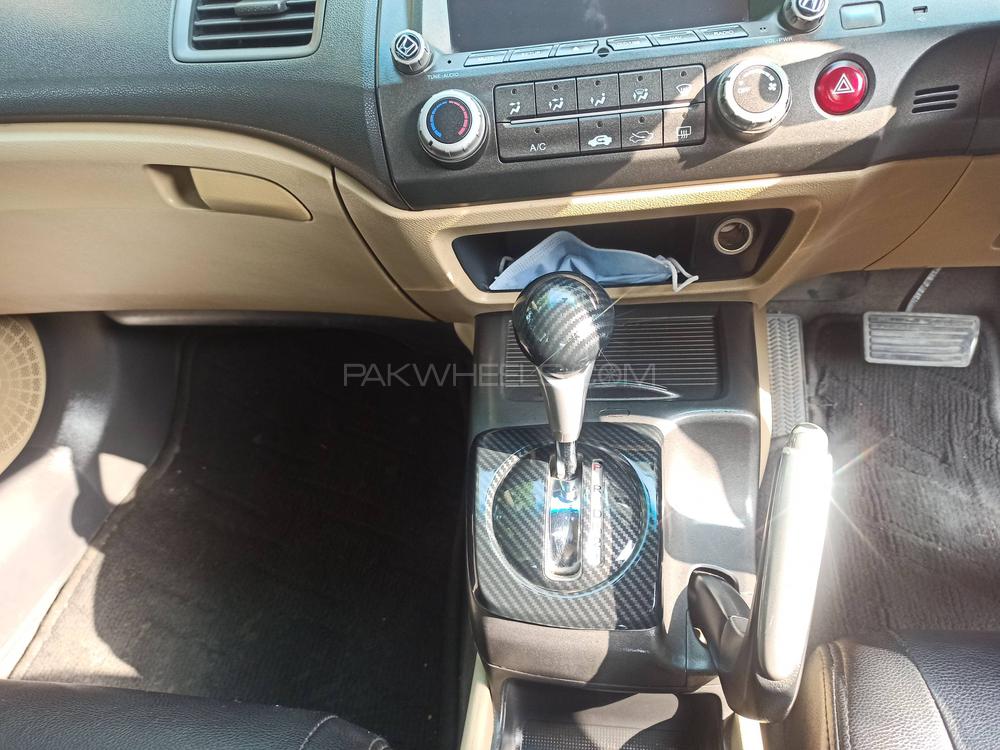 ہونڈا سوک 2010 for Sale in لاہور ہونڈا سوک 2010 for Sale in لاہور Image-9