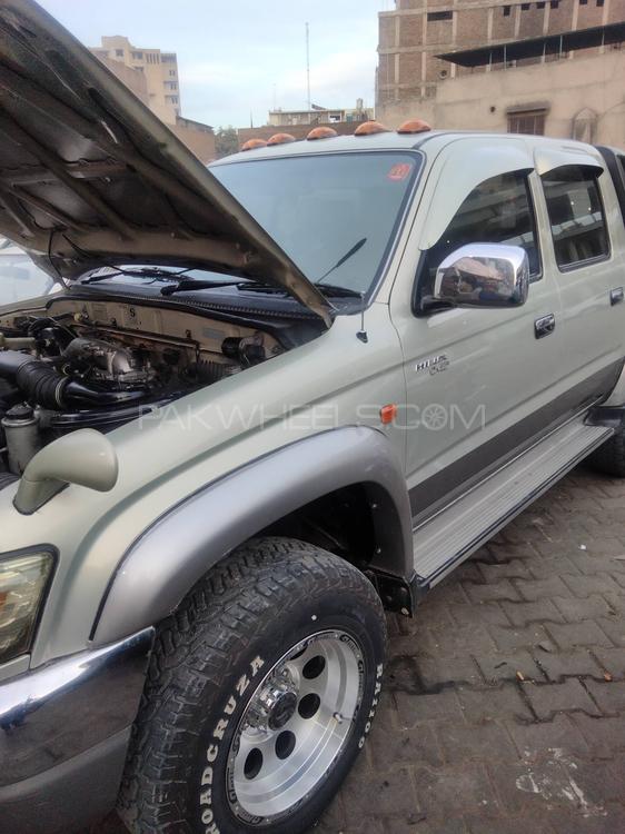 ٹویوٹا ہائیلکس 2001 for Sale in مردان ٹویوٹا ہائیلکس 2001 for Sale in مردان Image-6