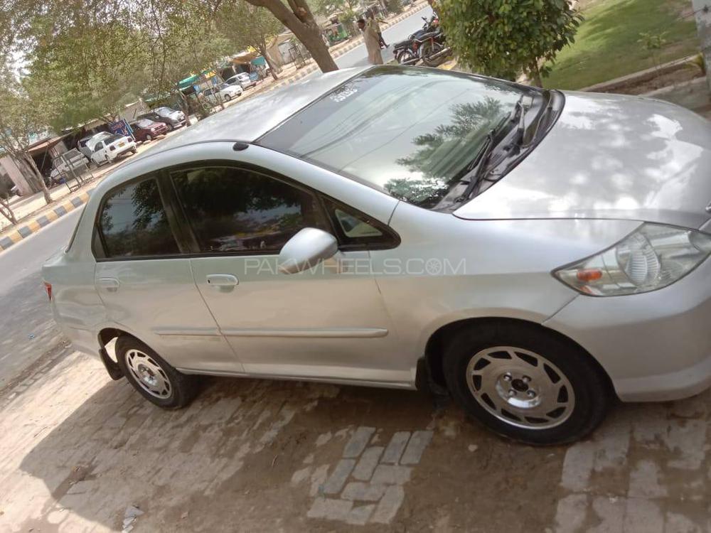 Honda City 2005 for Sale in Bahawalpur Honda City 2005 for Sale in Bahawalpur Image-4