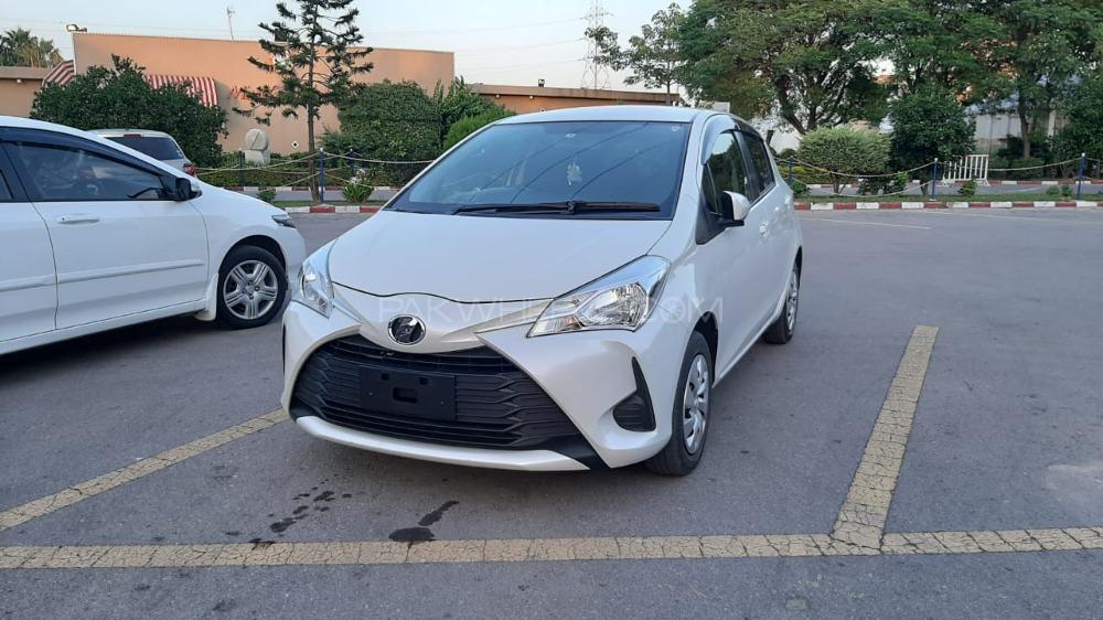 Toyota Vitz 2017 for Sale in Wah cantt Image-1