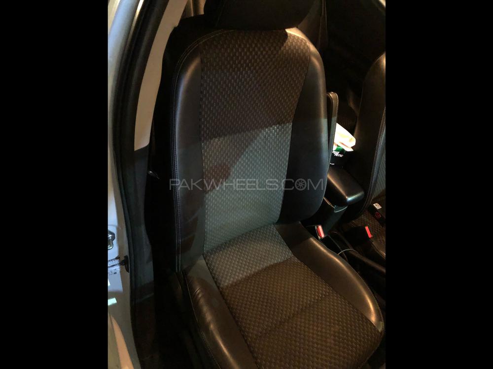 Toyota Aqua 2015 for Sale in Lahore Toyota Aqua 2015 for Sale in Lahore Image-4