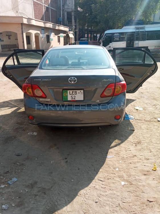 Toyota Corolla 2011 for Sale in Kharian Image-1