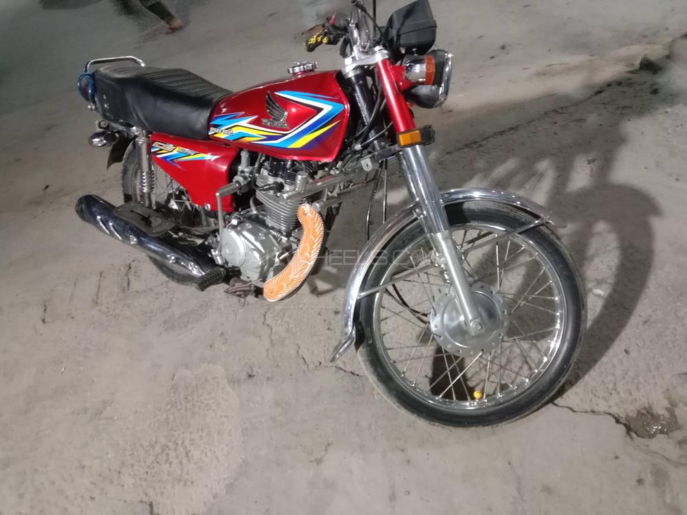 Honda CG 125 2018 for Sale in Peshawar Image-1