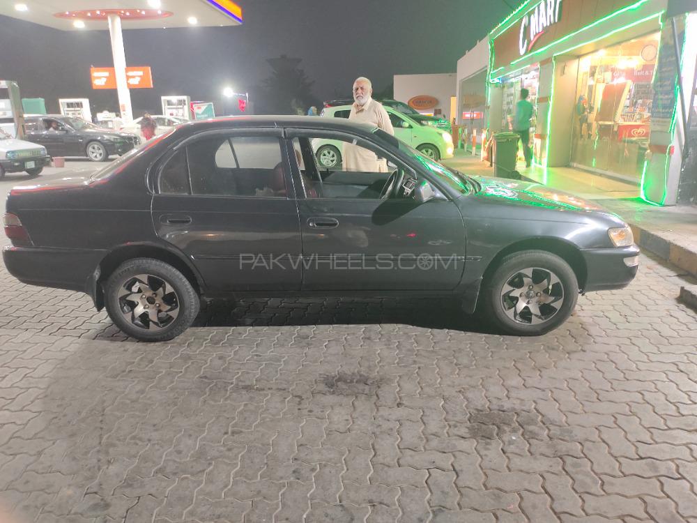 Toyota Corolla 2000 for Sale in Peshawar Toyota Corolla 2000 for Sale in Peshawar Image-2