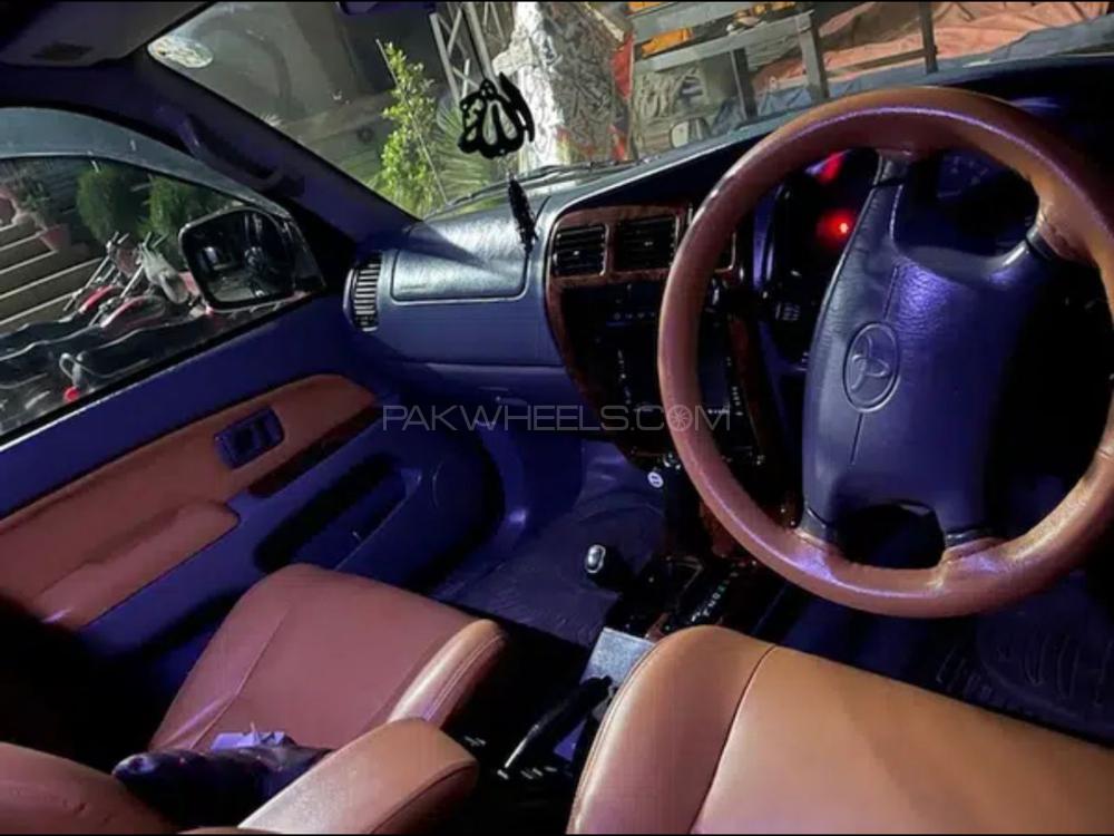 Toyota Surf 1997 for Sale in Lahore Toyota Surf 1997 for Sale in Lahore Image-4