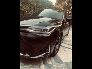 Toyota Corolla Fielder Hybrid G  WB  2019 for Sale in Rahim Yar Khan