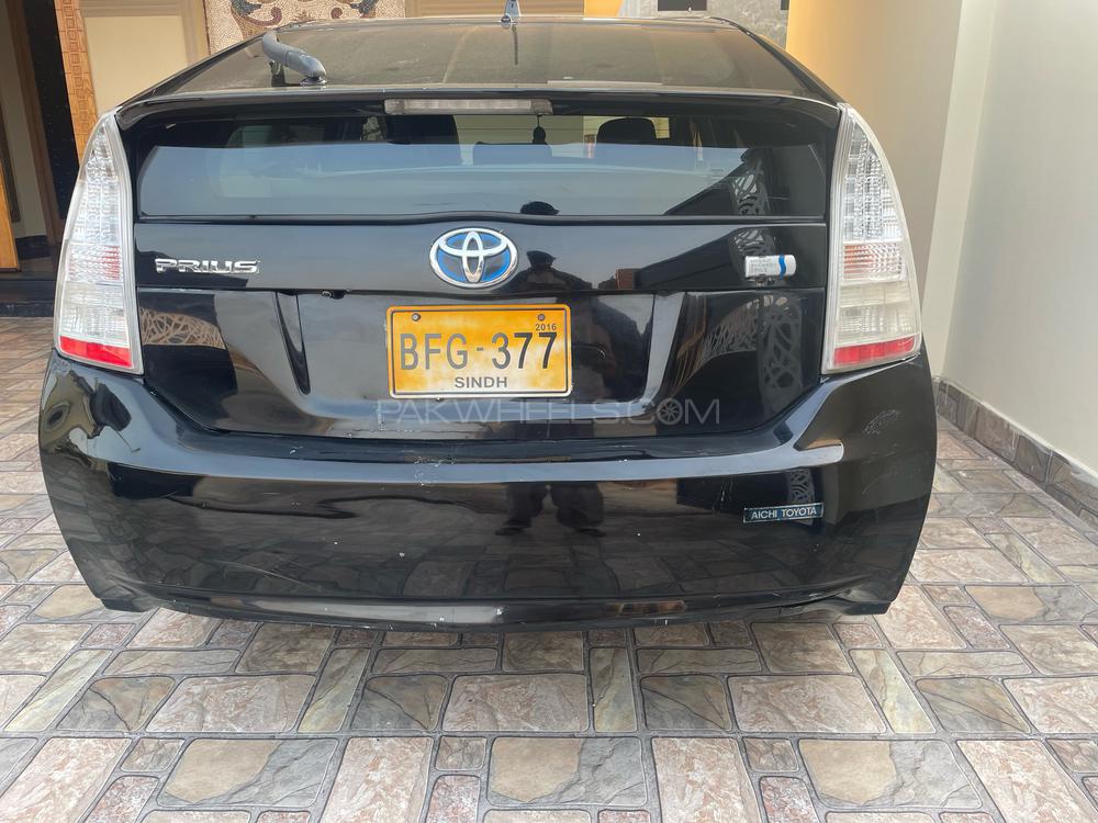 Toyota Prius 2011 for Sale in Lahore Toyota Prius 2011 for Sale in Lahore Image-19