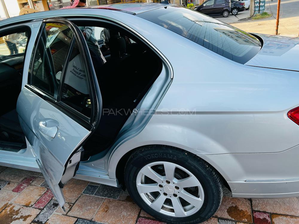 Mercedes Benz C Class 2007 for Sale in Lahore Mercedes Benz C Class 2007 for Sale in Lahore Image-11