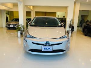 Toyota Prius S Touring Selection 2017 for Sale in Islamabad