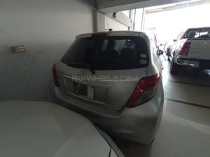 Toyota Vitz F Smart Stop Package 1.3 2012 for Sale in Lahore