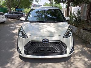 Toyota Sienta G 2019 for Sale in Islamabad