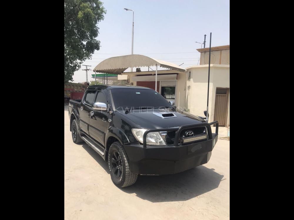 Toyota Hilux 2008 for Sale in Hassan abdal Image-1