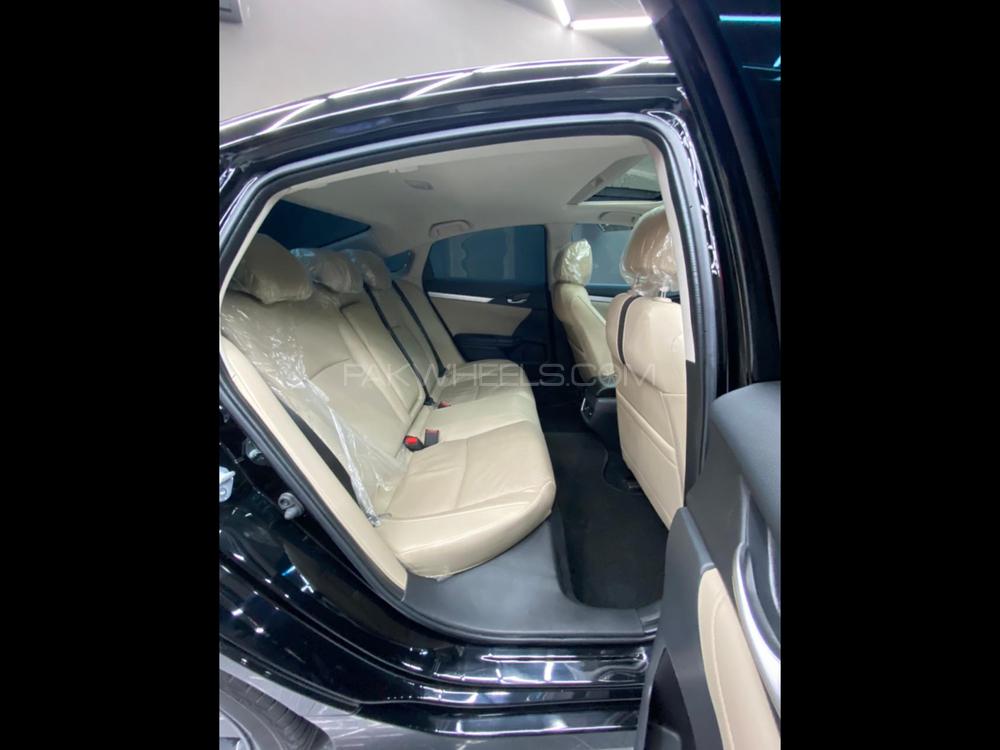 Honda Civic 2021 for Sale in Lahore Honda Civic 2021 for Sale in Lahore Image-9