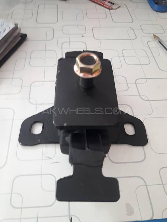 engine mounting foundation and suspension bushes engine mounting foundation and suspension bushes Image-4