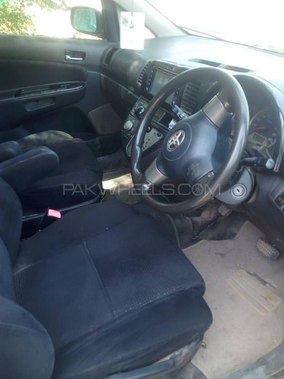 Toyota Wish 2006 for Sale in Peshawar Image-1