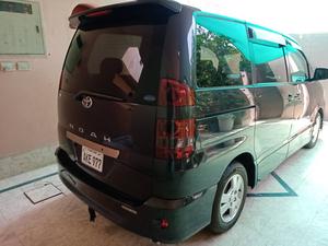 Toyota Noah S 2002 for Sale in Lahore