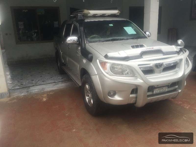 Toyota Hilux 2006 for Sale in Khushab Image-1